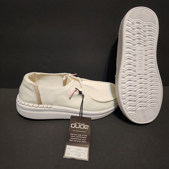 Hey Dude Wendy Rise "Sparky White" NWT - Picture 1 of 3